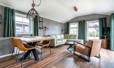 2023_4pchalet_02_web.jpg