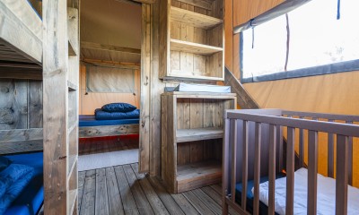 safari tent slaapkamer 2 2026.jpg