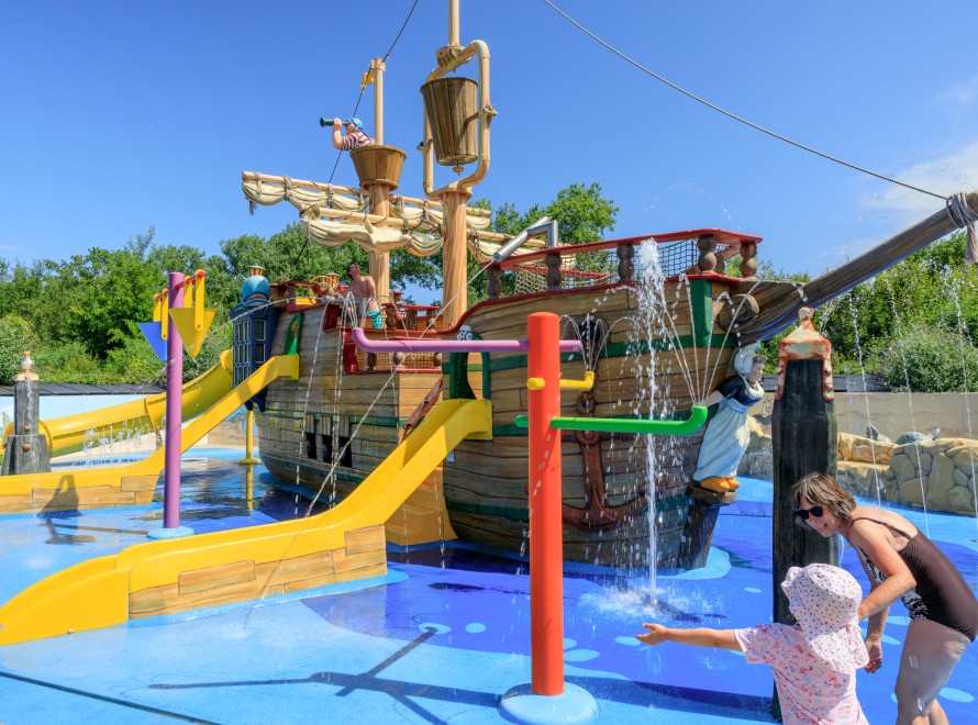Waterspeelschip Meerpaal